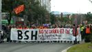 Miles de personas salen a la calle en Pamplona en contra del cierre de&#8230;