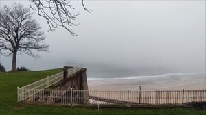 Vuelos desviados y retrasos en Hondarribia por la intensa niebla