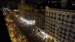 Multitudinaria manifestación en Valencia para pedir la dimisión de Mazón por la DANA