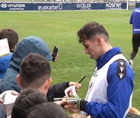 Osasuna recibe el apoyo de su afición en el entrenamiento realizado en Tajonar