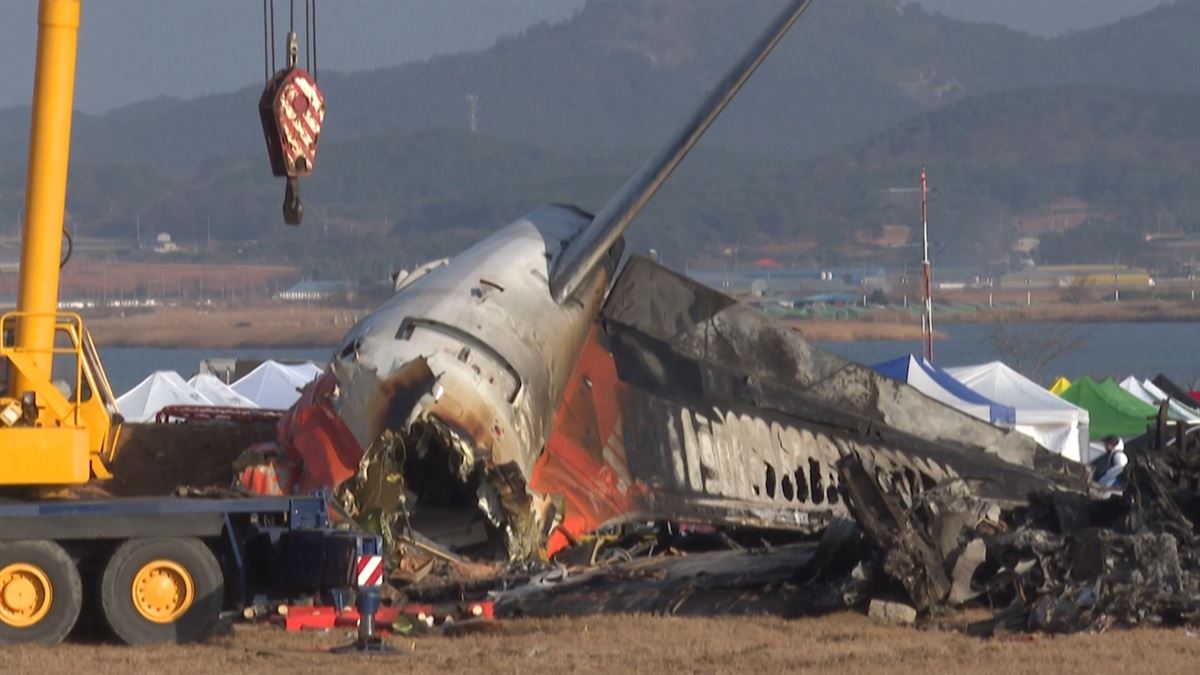 El avión accidentado. Imagen obtenida de un vídeo de Agencias.