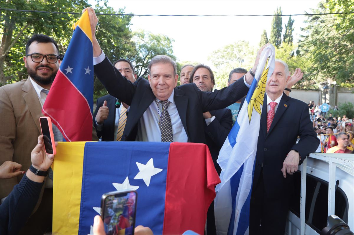 Gonzalez-Urrutia, larunbat honetan Uruguain. EFE.