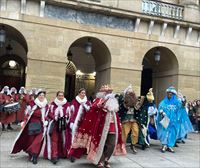 Los Reyes Magos reparten ilusión en las capitales