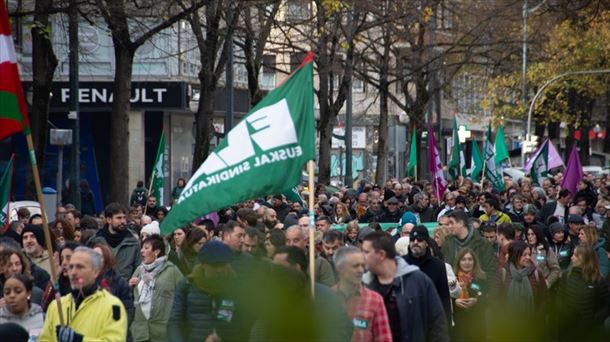 Protesta sindikal baten artxiboko irudia. 
