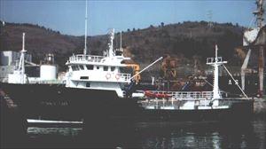 Cuatro atuneros vascos, atrapados en un puerto de Senegal