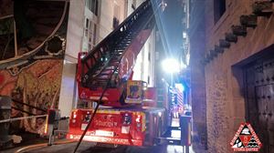 Siete afectados por inhalación de humo en un incendio en el Casco Antiguo de Vitoria-Gasteiz