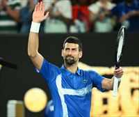 Sinner, Alacaraz, Djokovic, Gauff eta Swiatek tenislariek garaipenekin ekin diete Australiako Irekiari