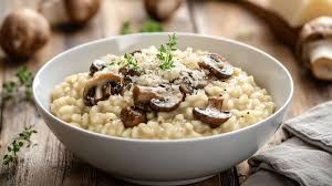 Hoy cenamos: Arroz cremoso con beicon, mejillones y champiñones