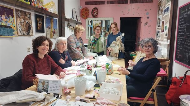 Muñecas artísticas, transmisión de sueños y herramienta terapéutica