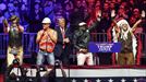 Trump baila su mítico baile YMCA con los Village People