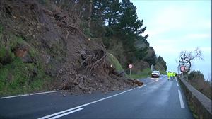 Debako N-634 errepidea itxita egongo da ekainera arte, mendoitzaren ezegonkortasunagatik