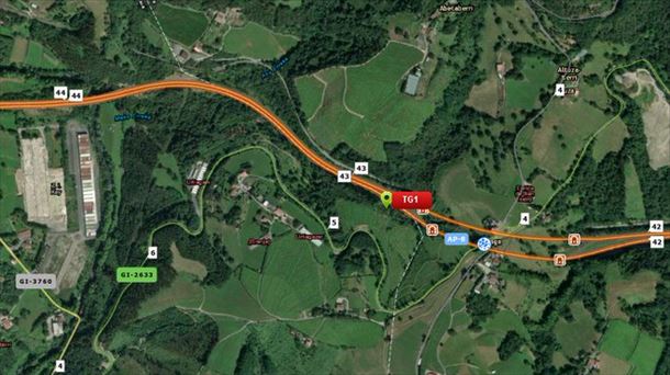A-8 autobidearen egoera, Getaria parean. Argazkia: Trafikoa Eusko Jaurlaritza