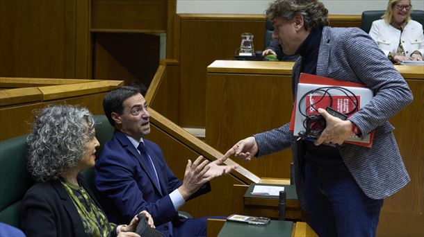 Bengoetxea, Pradales eta Andueza, gaur, Eusko Legebiltzarrean
