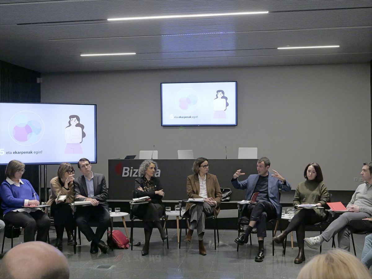 Presentación del proceso de escucha sobre el proyecto Guggenheim Urdaibai