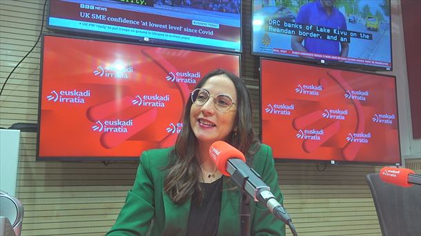 Begoña Pedrosa, gaur, Euskadi Irratian. Argazkia: EITB Media