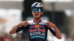 Van Gils da Andaluziako Itzuliko lehen liderra, estreinako etapa irabazita