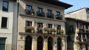 El Ayuntamiento de Errenteria pide a los vecinos hacer el vacío al acto de Vox del sábado