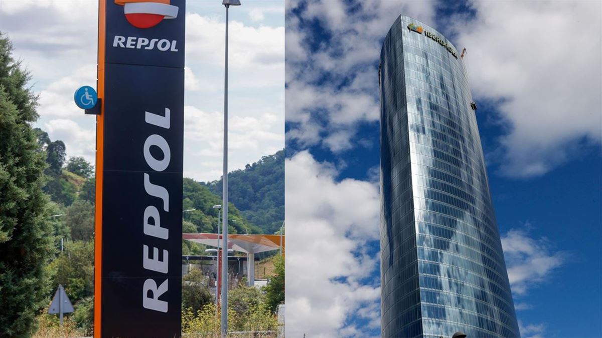 Imagen de una gasolinera de Repsol y de la Torre Iberdrola en Bilbao
