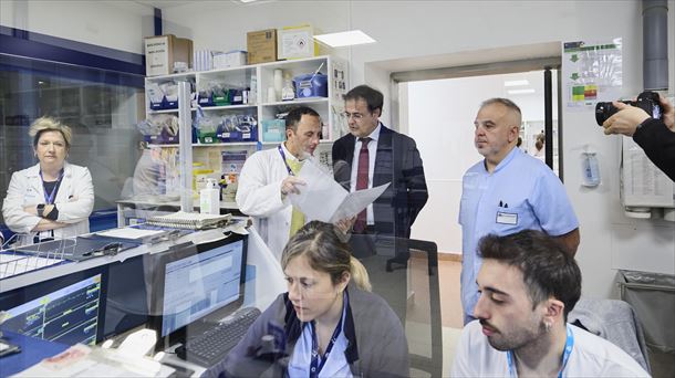 Santiago Ospitaleko Larrialdi zerbitzu orokorra. Argazkia: EFE