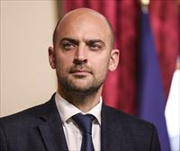 Frantziak hilabeteko su-etena proposatu du Ukrainarako, eta Erresuma Batuak dio aukeretako bat dela