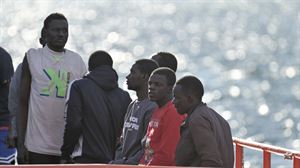 Personas migrantes rescatadas al sureste de la isla de El Hierro (Canarias)