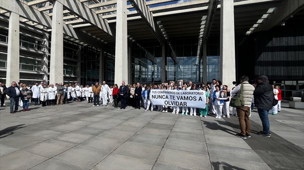 Burgosen senarrak hil duen Andrea Bejarano oroitzeko elkarretaratzea. Argazkia: Europa Press.