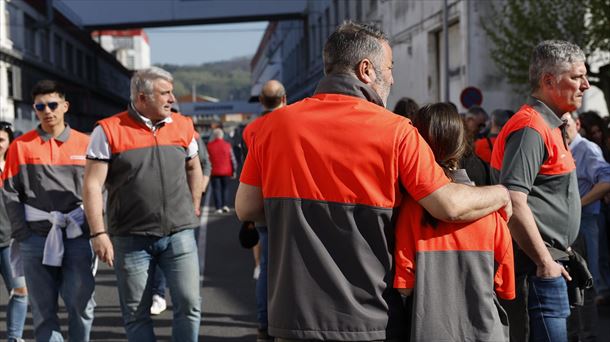 Trabajadores de Bridgestone. EFE. 