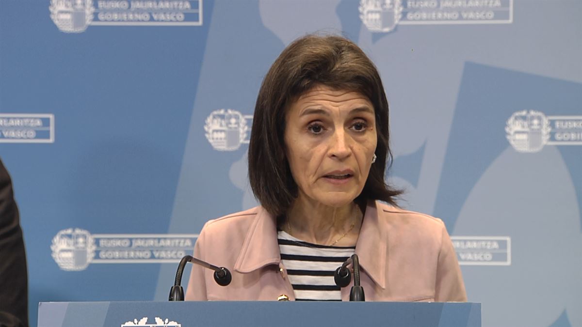 ''Adingabe migratzaileak birkokatzeko dekretua positiboa da, baina migrazio plan integral bat behar dugu''