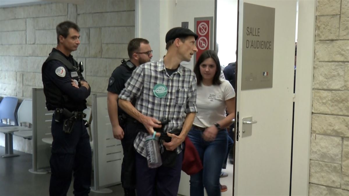 Los dos juzgados. Imagen obtenida de un vídeo de EITB Media. 