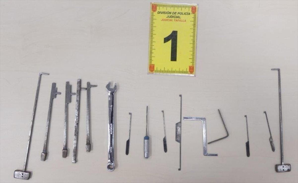 La detención de dos varones en Marcilla permite esclarecer una decena de robos en la CAV