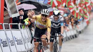 Joao Almeida, campeón de la Itzulia 2025 imponiéndose en la sexta etapa de Eibar