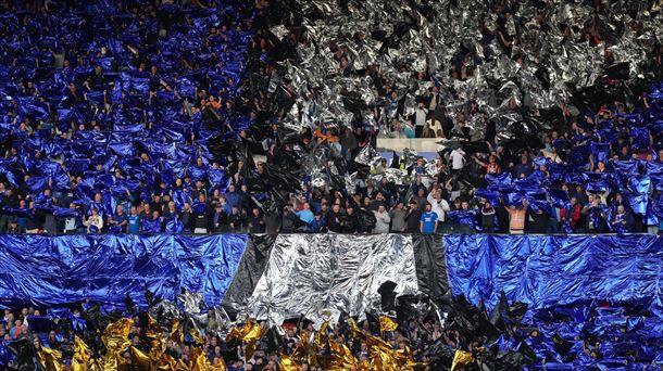 Zale eskoziarrak iragan ostegunean, Ibrox Park futbol-zelaian. Argazkia: EFE