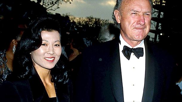 Betsy Arakawa eta Gene Hackman, artxiboko irudi batean. Argazkia: Europa Press