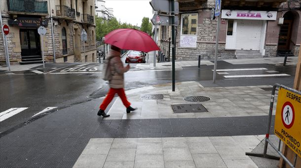 Calle Cipriano Larrañaga de Irun, lugar donde ocurrió el homicidio. Foto: EFE