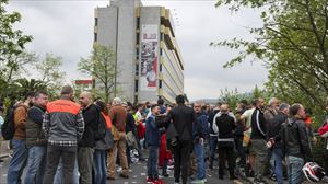 Unos 300 trabajadores de Bridgestone se concentrarán este mediodía en la embajada de Japón en Madrid