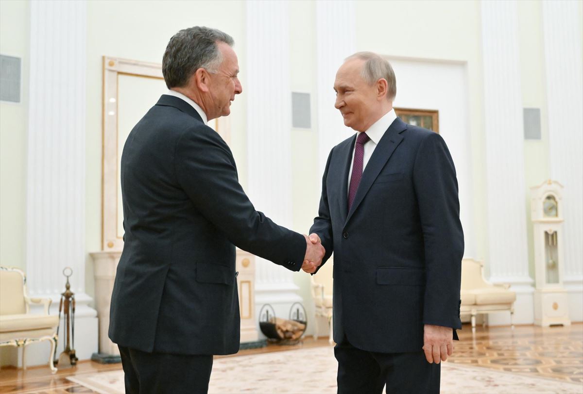 Errusiako presidenteak Washingtoneko ordezkari berezia hartu du Moskun. Argazkia: EFE