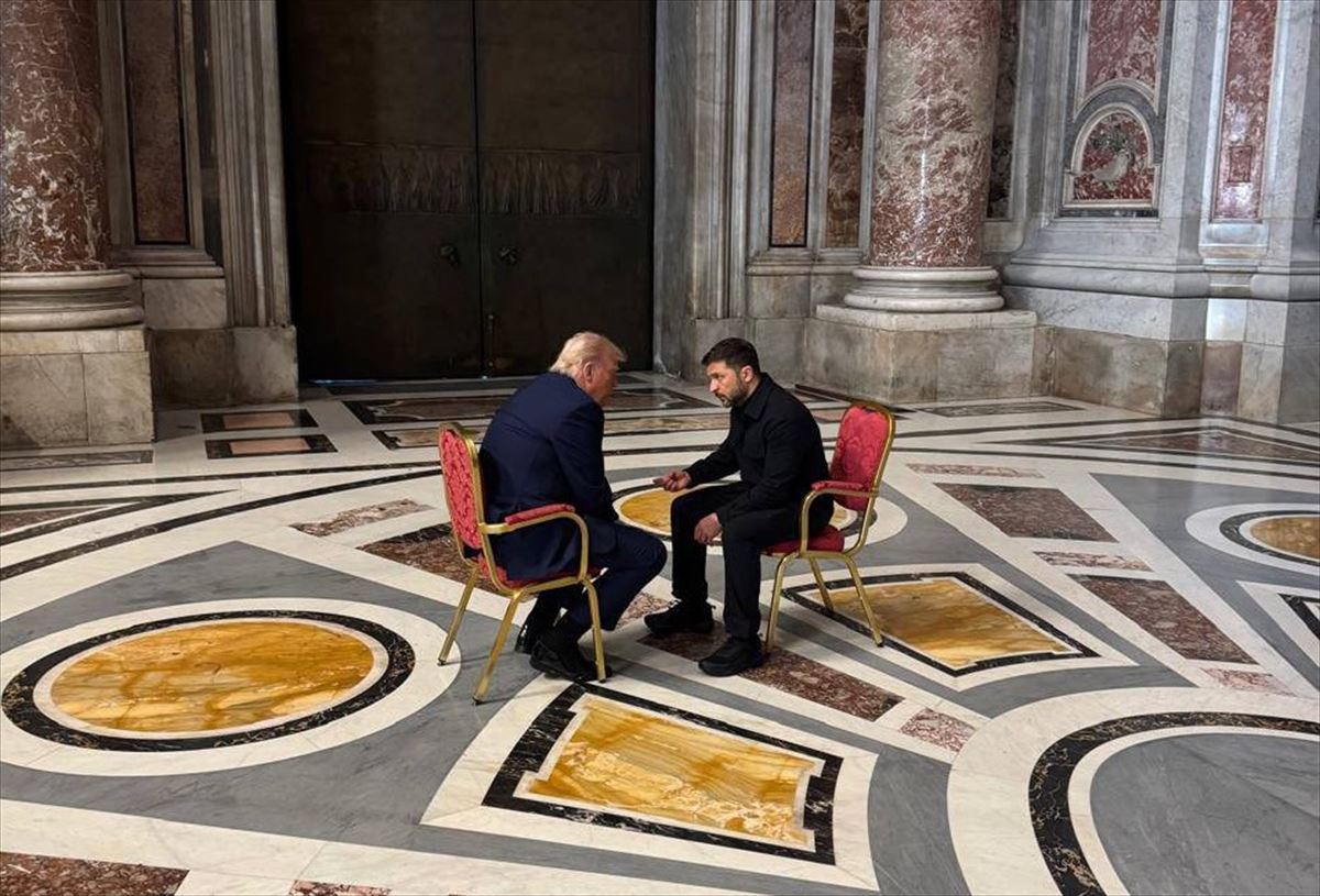 Trump y Zelenski en la Basílica de San Pedro. Foto: @AndriyYermak, Gobierno de Ucrania. 