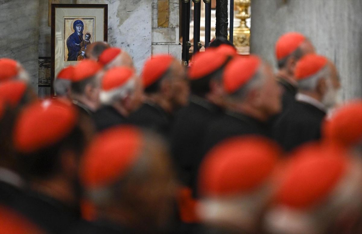 Cardenales durante el funeral de Francisco. 