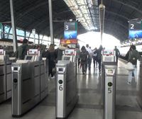 El transporte público recupera la normalidad tras el apagón masivo