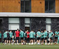 Athleticek emaitza ona lortu nahi du Manchester Uniteden aurka San Mamesen, finalerdietako joaneko partidan