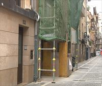 Fallece un joven en Pamplona al caer de un andamio de madrugada
