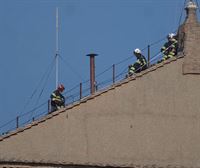 Instalan la chimenea en la Capilla Sixtina para el cónclave