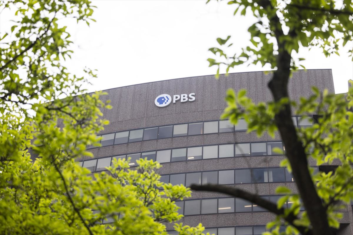 Sede de la cadena de televisión PBS en Crystal City (Virginia, Estados Unidos). Foto: EFE