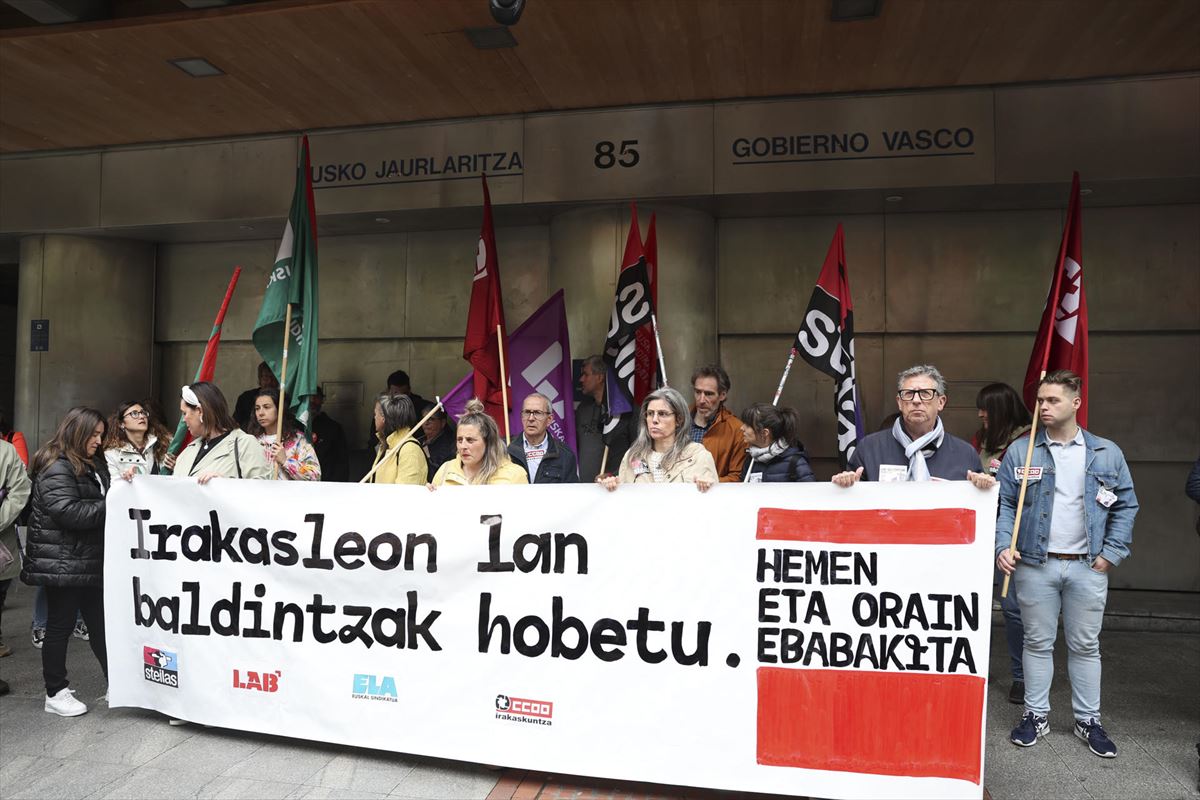 Sindikatuak, datorren asteko greba deialdia erregistratu ostean. 