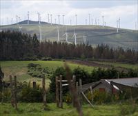 El Gobierno español y sus socios de izquierda rechazan las nucleares y apuestan por más energía renovable