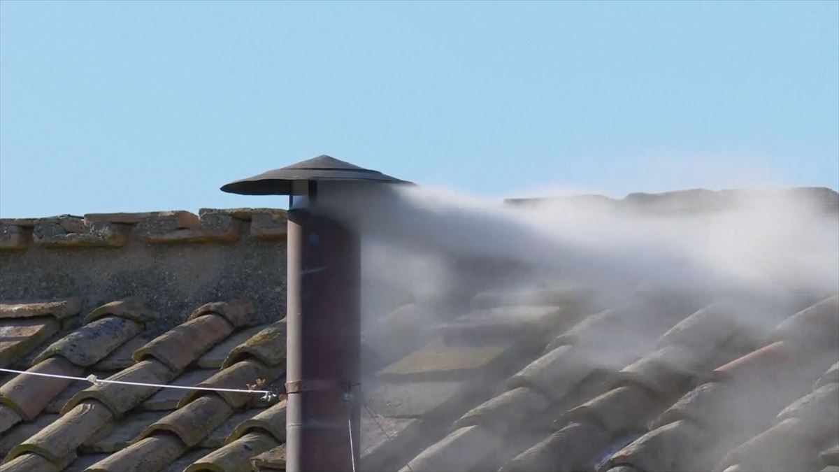 Smoking white: There is already a new pope