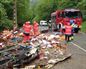 Gidari bat zauritu da Baztanen, bere kamioia iraulita, eta barruan harrapatuta geratu da