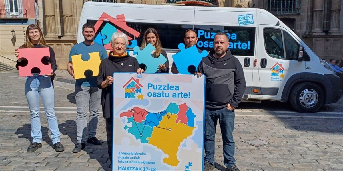 Rueda de prensa de este miércoles en Pamplona. Fuente: Sare Herritarra