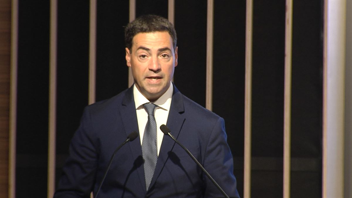  Pradales: ''Pepe Mujica duintasunaren, konpromisoaren eta umiltasunaren erreferentea izan zen'' 