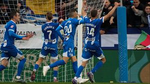 El Alavés gana al Valencia en Mendizorrotza (1-0), y suma tres puntos cruciales en la lucha por la permanencia